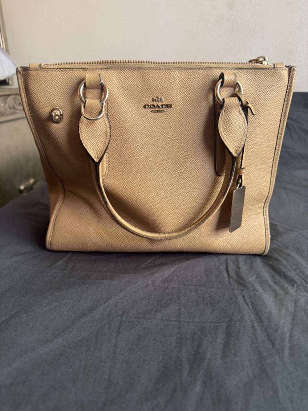 Coach Crosby Carryall - Picture 14 of 16